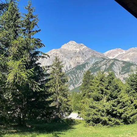 San Sicario-Vista Alpi-Vicino alle piste e al centro Appartamento *