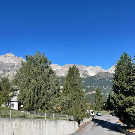 Apartamento San Sicario-bilocale Ristrutturato-vista Alpi-vicino Piste, Centro-wi-fi, Parcheggio